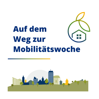 Logo mit Text „Auf dem Weg zur Mobilitätswoche“ und stilisierten Stadt- und Naturmotiven.